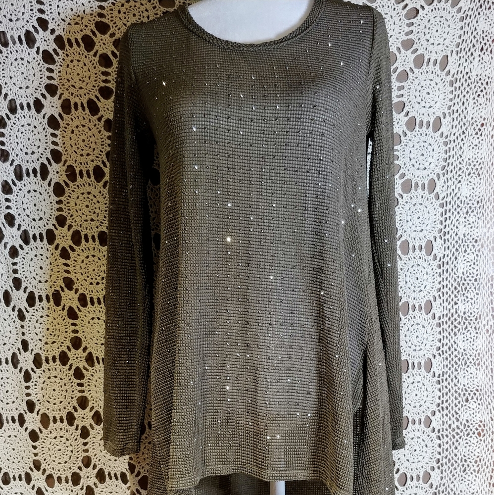 Be Vocal Long Sleeve Studded Green Tunic Size S